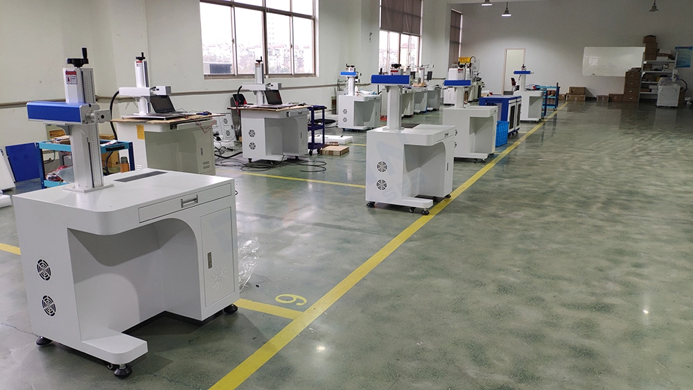 China Manufacturer CO2 RF Silicon Bracelet Laser Marking Flying 30W laser Engraving Machine for Plastic PVC Pipes and Cables