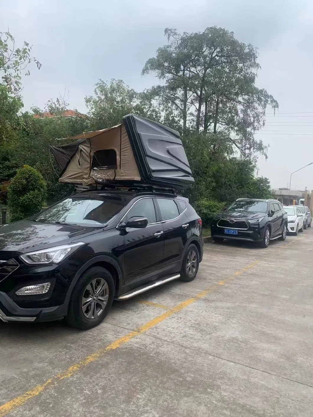 Outdoor Adventure Waterproof Car Roof Top Tent for Family Camping