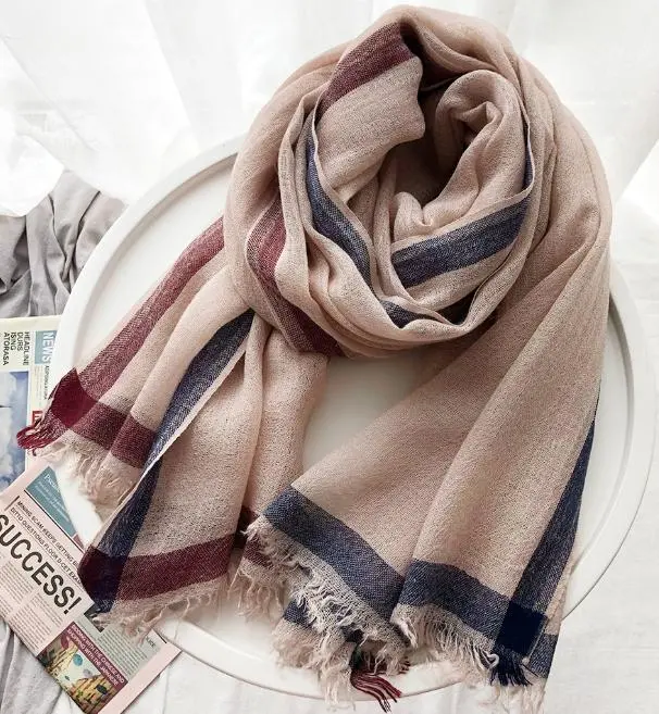 Autumn and Winter Latest Big Size Strip Pattern Lady Long Fashion Scarf