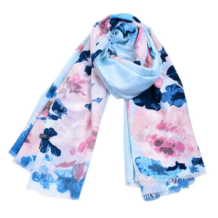 Lady&prime;s New Hot Sale Flora Printing Shawl Silk Feeling Muslim Arabic Hijab High Quality Soft Elegant Muffler Scarf for All Season