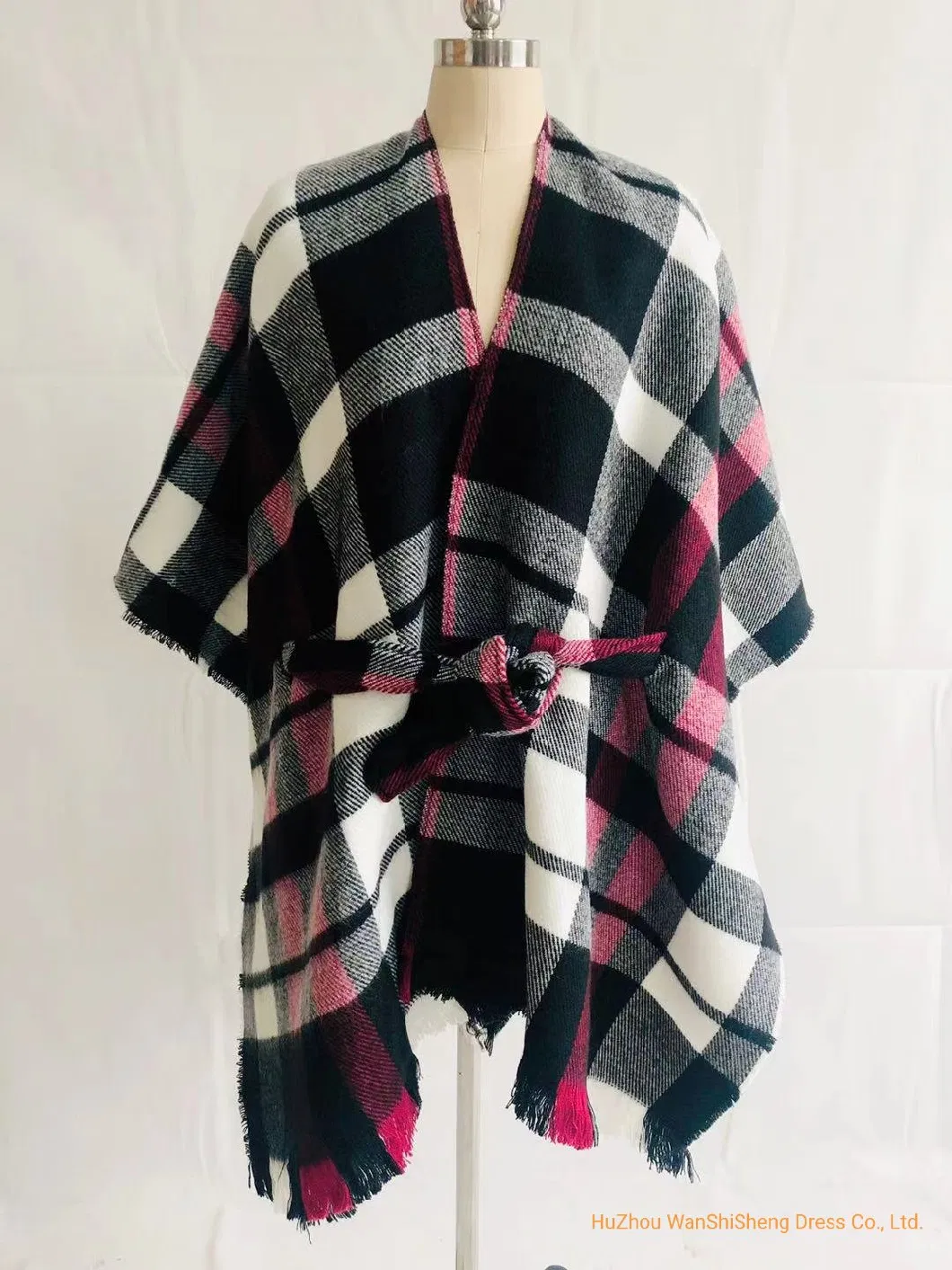 Fashion Plaid Shawl Ladies Winter Check Patten Poncho/Ruana/Warp/Cape with Belt