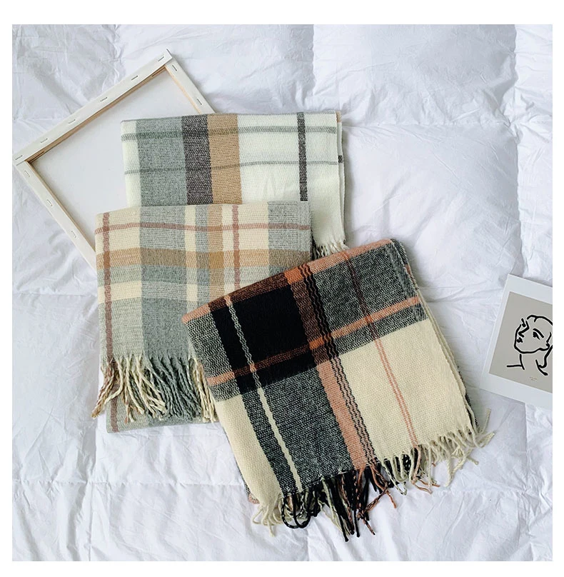 Girls Hot Item Designer Fashion Comfortable Soft Woven Scarves Ladies Shawl All Match Women&prime;s Nice Plaid Tartan Grid Scarf for Student