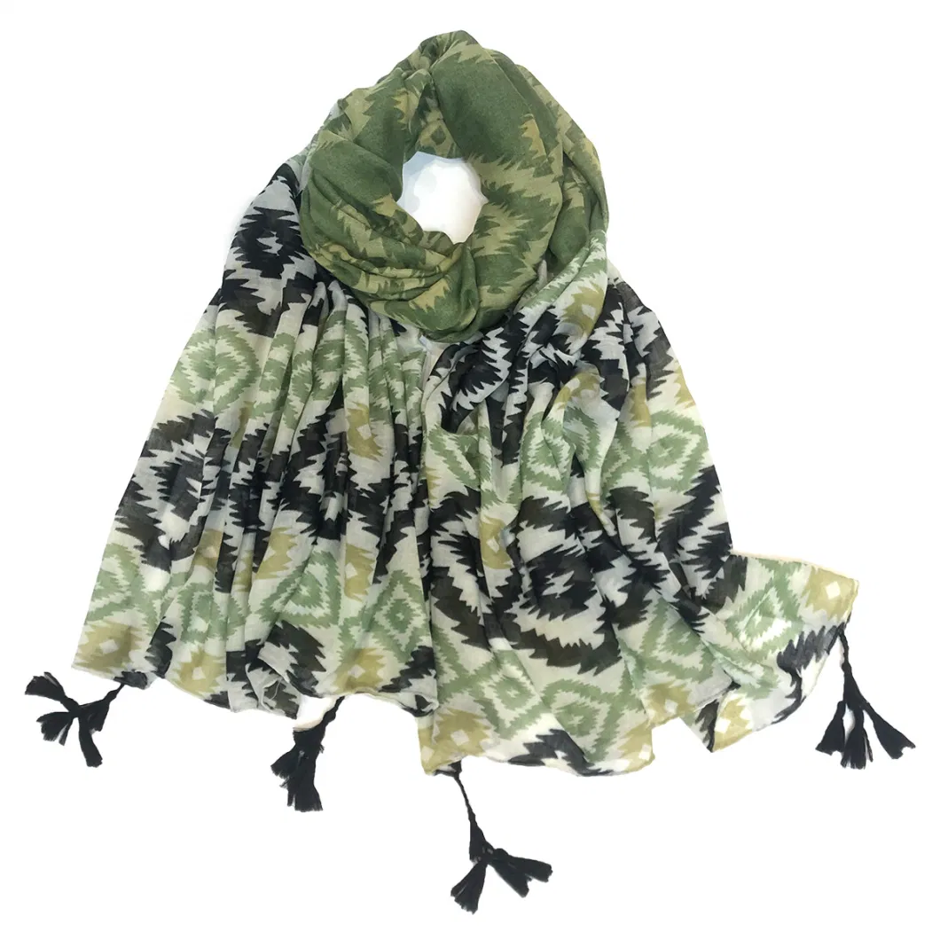 Women&prime;s Geo Leaves Mix Print Scarf with Tassel