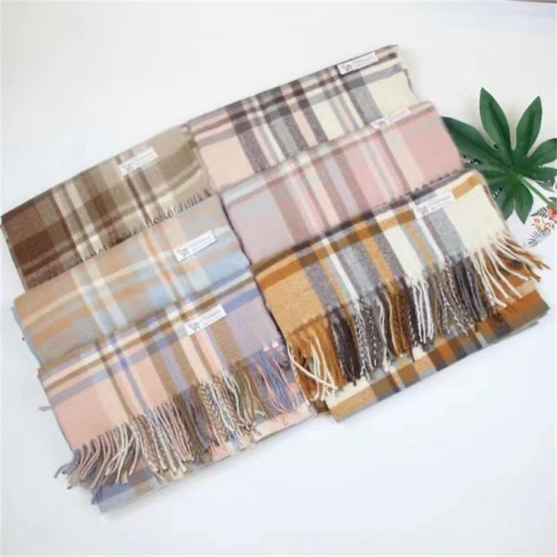 Factory Direct Supply Scarf &amp; Warm Fashion Plaid Fringe Scarf