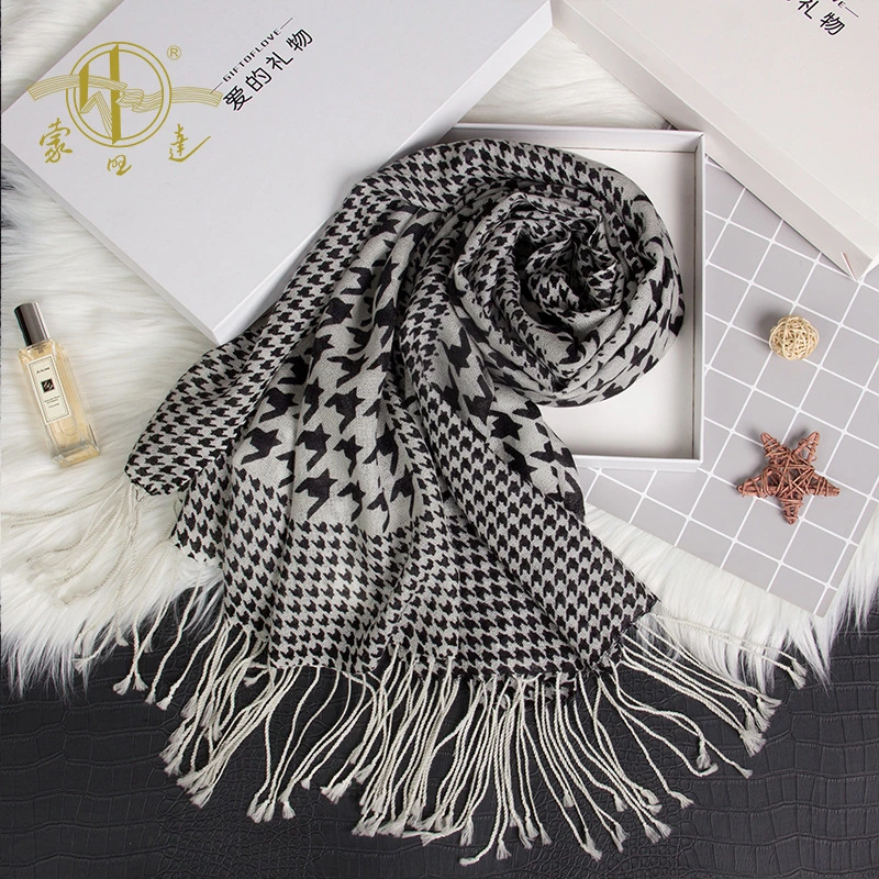 Wholesale Autumn and Winter Plain Long Wool Shawl Warm Women&prime;s Wool Scarves