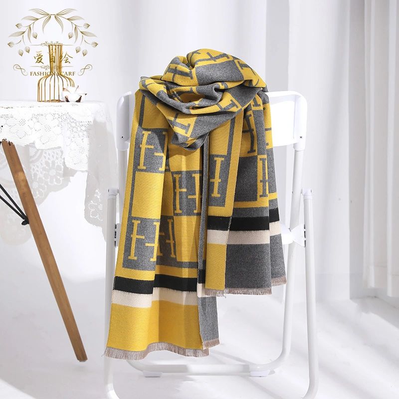 Letter Printed Shawl Luxury Designer Scarf for Women