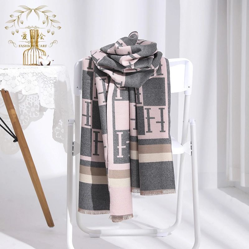 Letter Printed Shawl Luxury Designer Scarf for Women