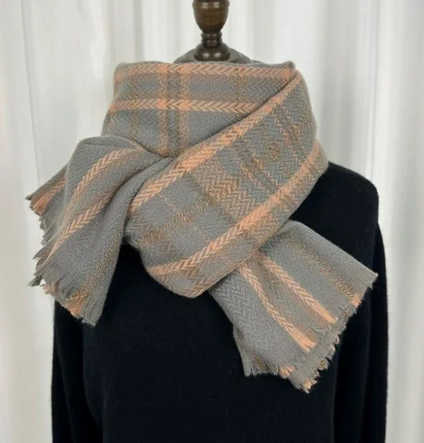 Autumn and Winter Women&prime;s Latest Fashion Checked Horizontal Stripe Warm Lady Scarf