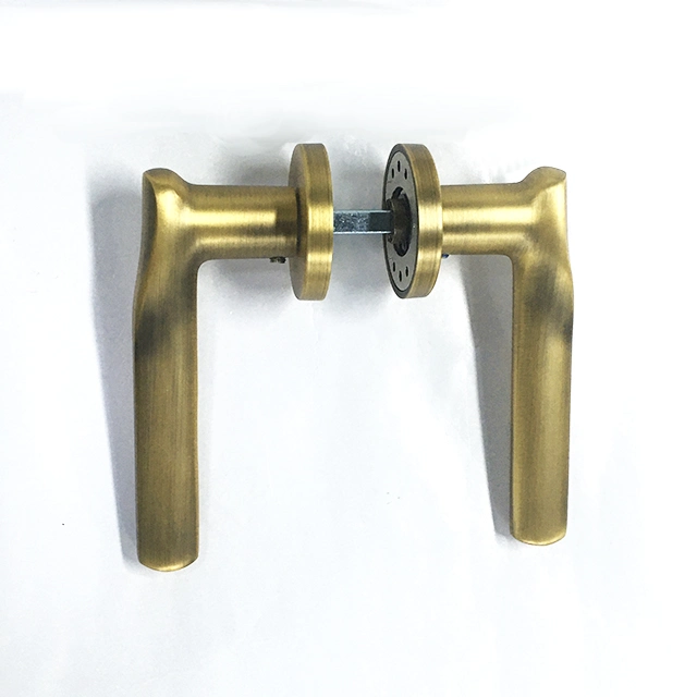 Classical Gold Color Exterior Door Lever Handle with Lock