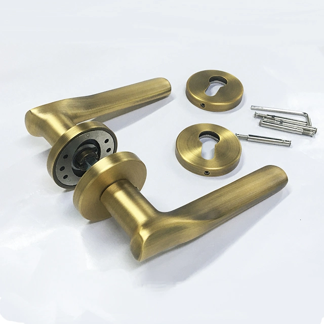 Classical Gold Color Exterior Door Lever Handle with Lock