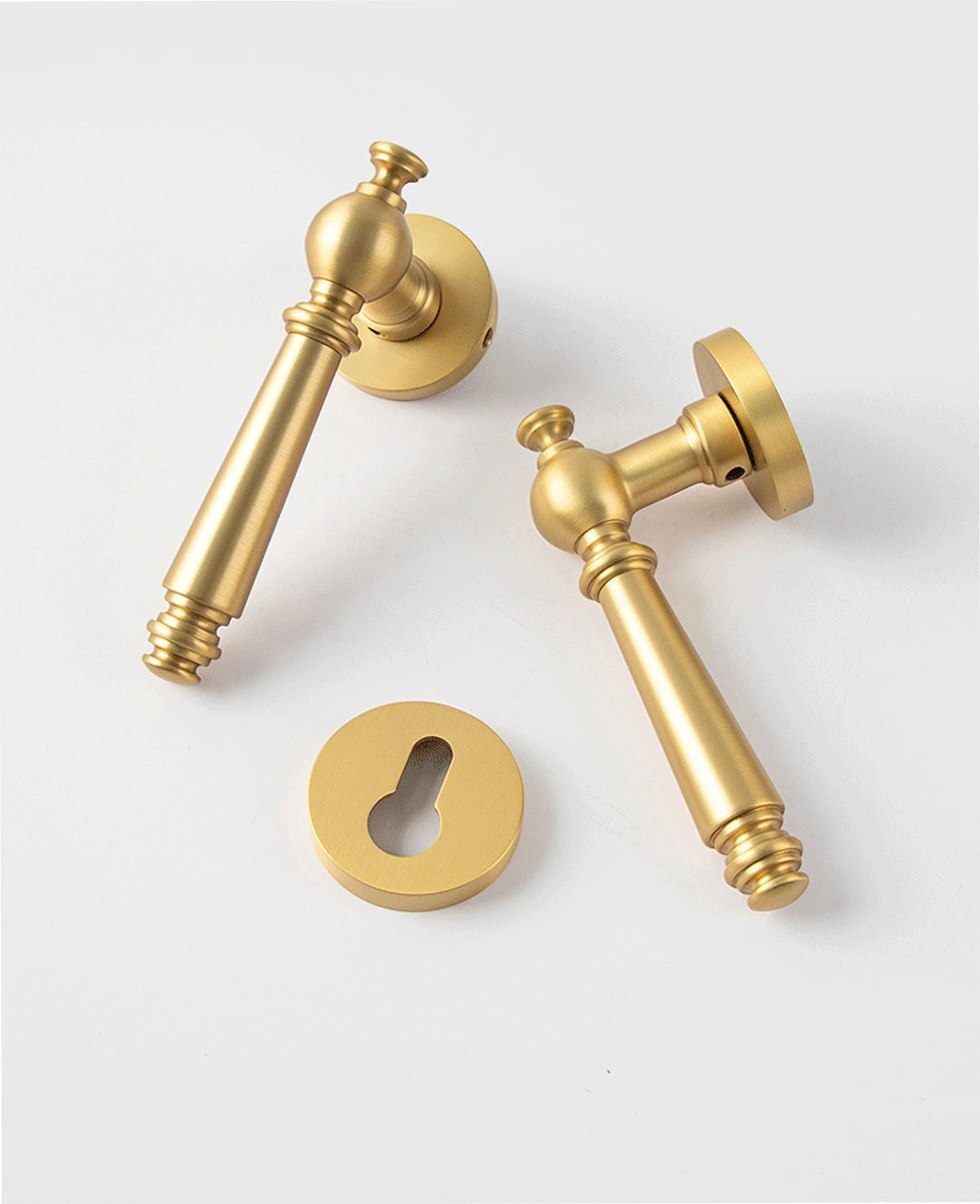 Modern Zinc Alloy Design Pull Handle and Lock Gold Color Luxury Door Handle for Bedroom