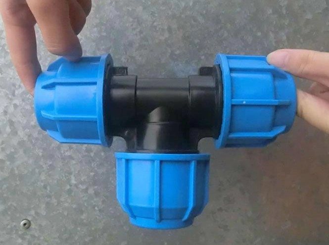 PP Pipe Fittings Quick Connector with Complete Size