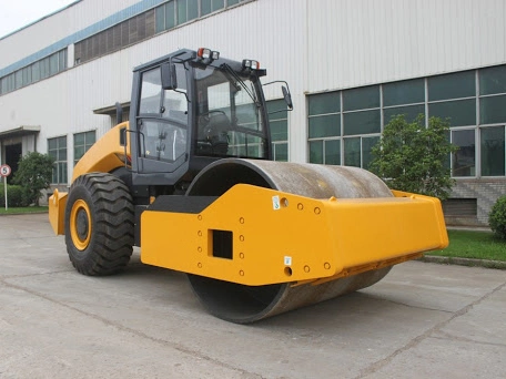 Liugong 26ton Rollers Vibratory Single Drum Road Roller 6126e Hot Sale