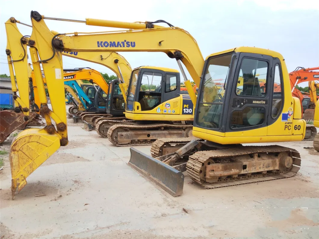 Explosive Models in 2023 Used Komatsu PC60 PC55mr PC50 PC35mr PC40 Crawler Excavator Second Hand Excavator