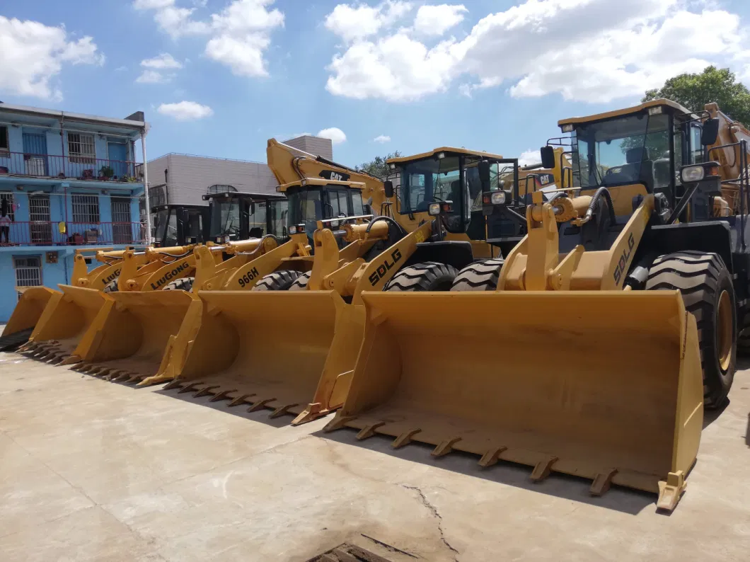 Cheap 0.7 Excavator Japanese Hydraulic Excavator Kato HD700, Cat E200b, Sumitomo S280 for Sale