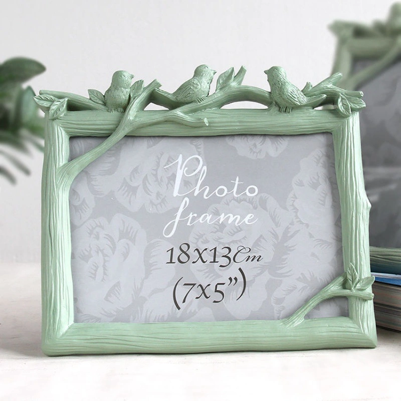 Carr Photo Picture Frames - Ceramic Round Floral