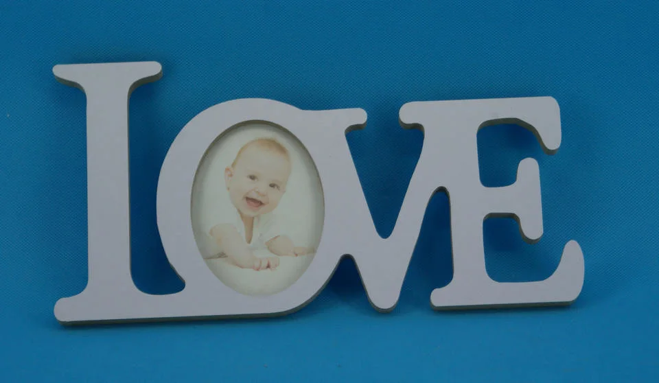 Low Price Hot Sale Wood/Wooden Photo Frame with Laser Cut Love Letters