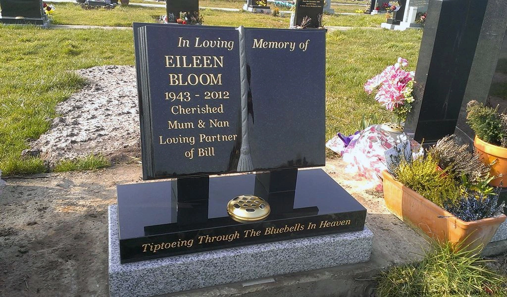 Natural Granite Stone Open Book Gravestone Memorial Plaques for Outside