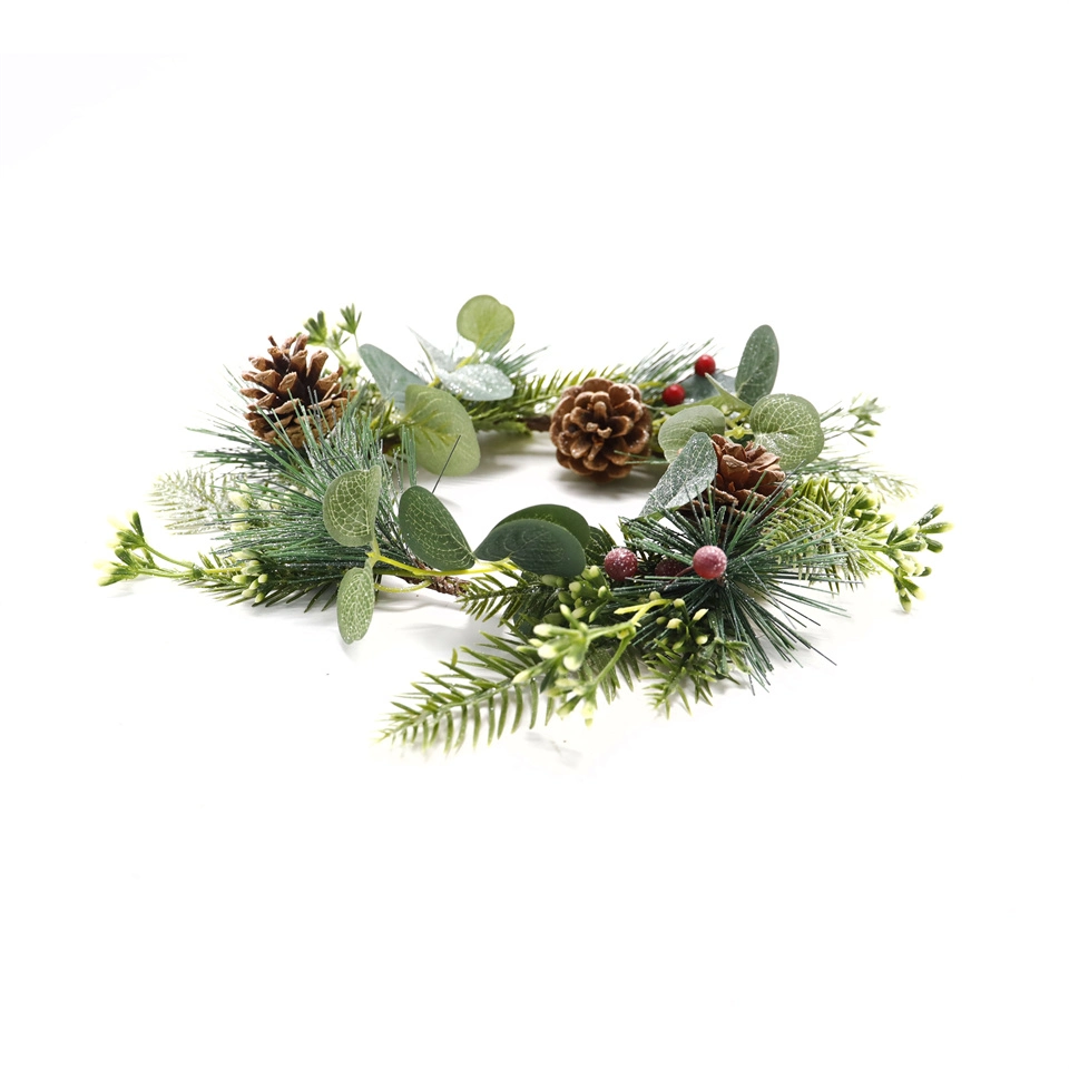 Christmas Decorations Pine Cones Green Leaves Wreaths Hang Nice on Doors and Windows Hang The Walls Decorated with Artificial Flowers Wreath