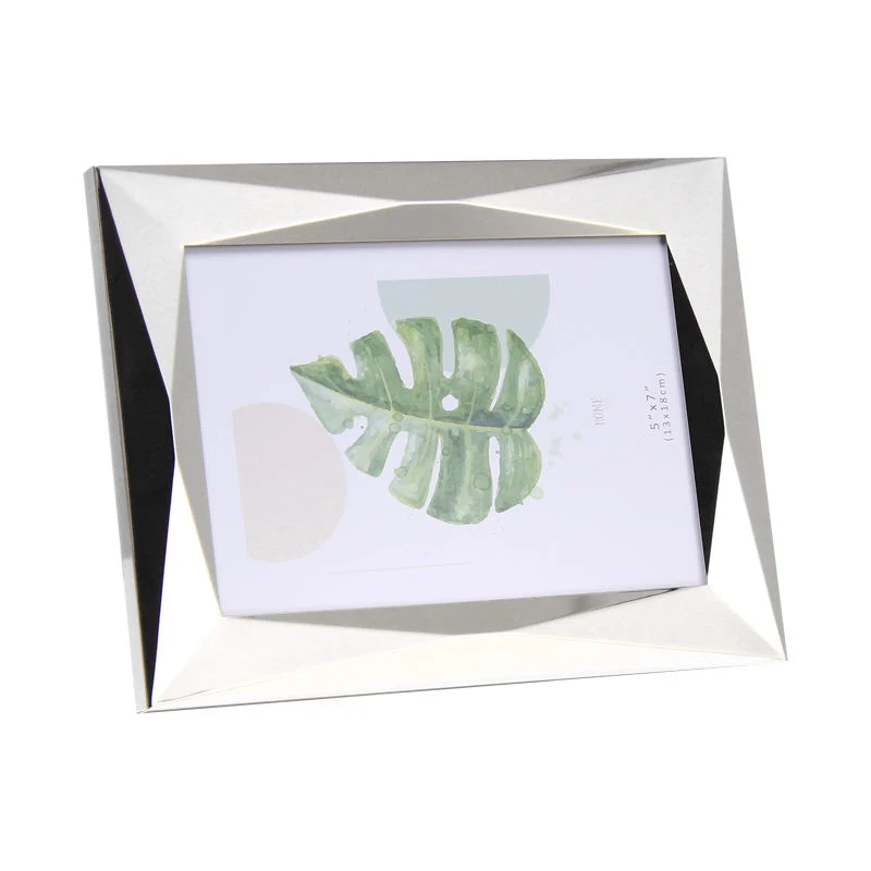 Multi-Faceted Silver Promotional Gift Wide-Edge Integrated Stamping Metal Photo Frame