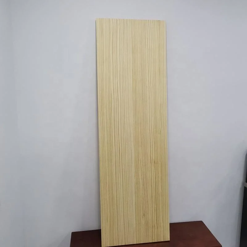 Eco-Friendly Glue 1220*2440mm Radiata Pine Wood Board Used for Making Furniture