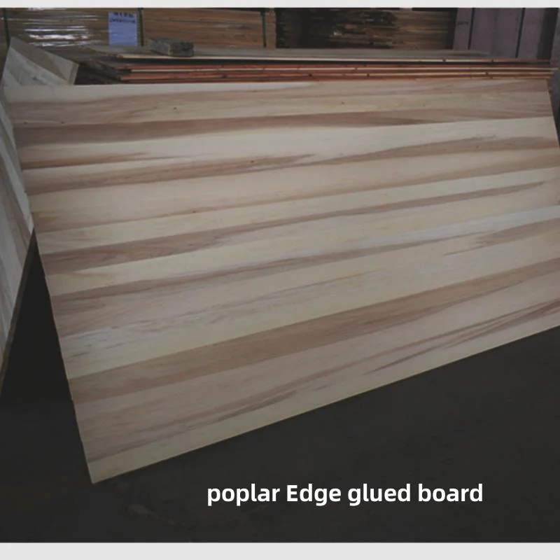 Eco-Friendly Glue 1220*2440mm Radiata Pine Wood Board Used for Making Furniture