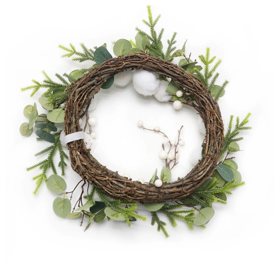 Delicate Man-Made Hand-Decorated Wreaths Wall Hanging Wreaths for Christmas Decorations