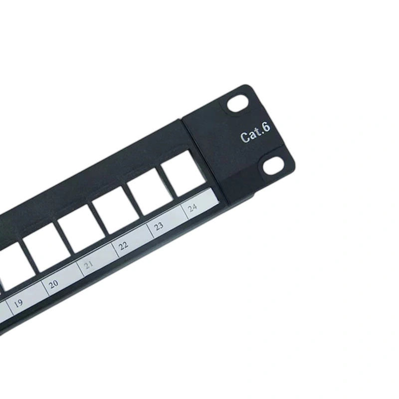 19&quot; 24 Port Rackmount Ethernet Network Patch Panel in Data Center