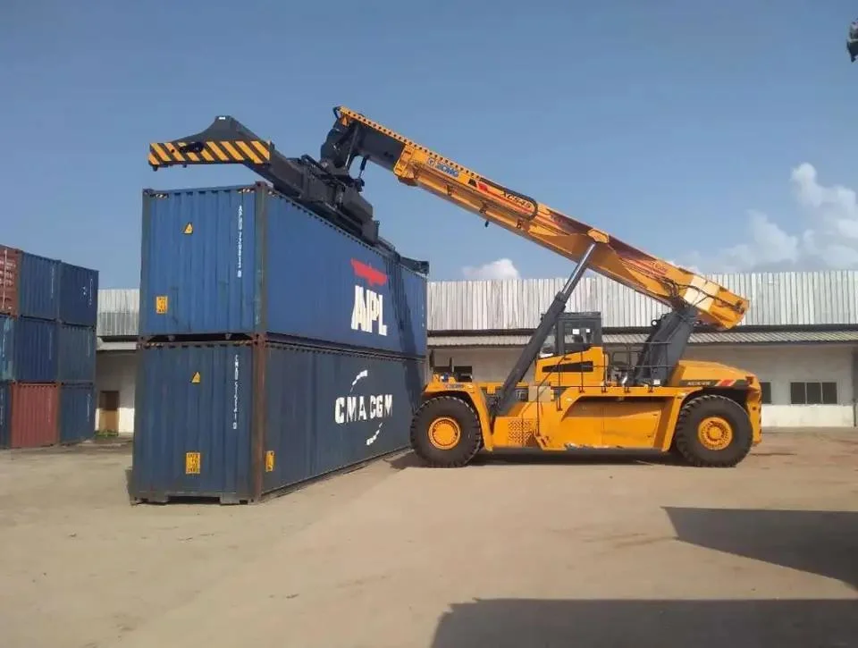 Official Port Container Cranes Xcs4531K 45 Ton Empty Container Reach Stacker Price