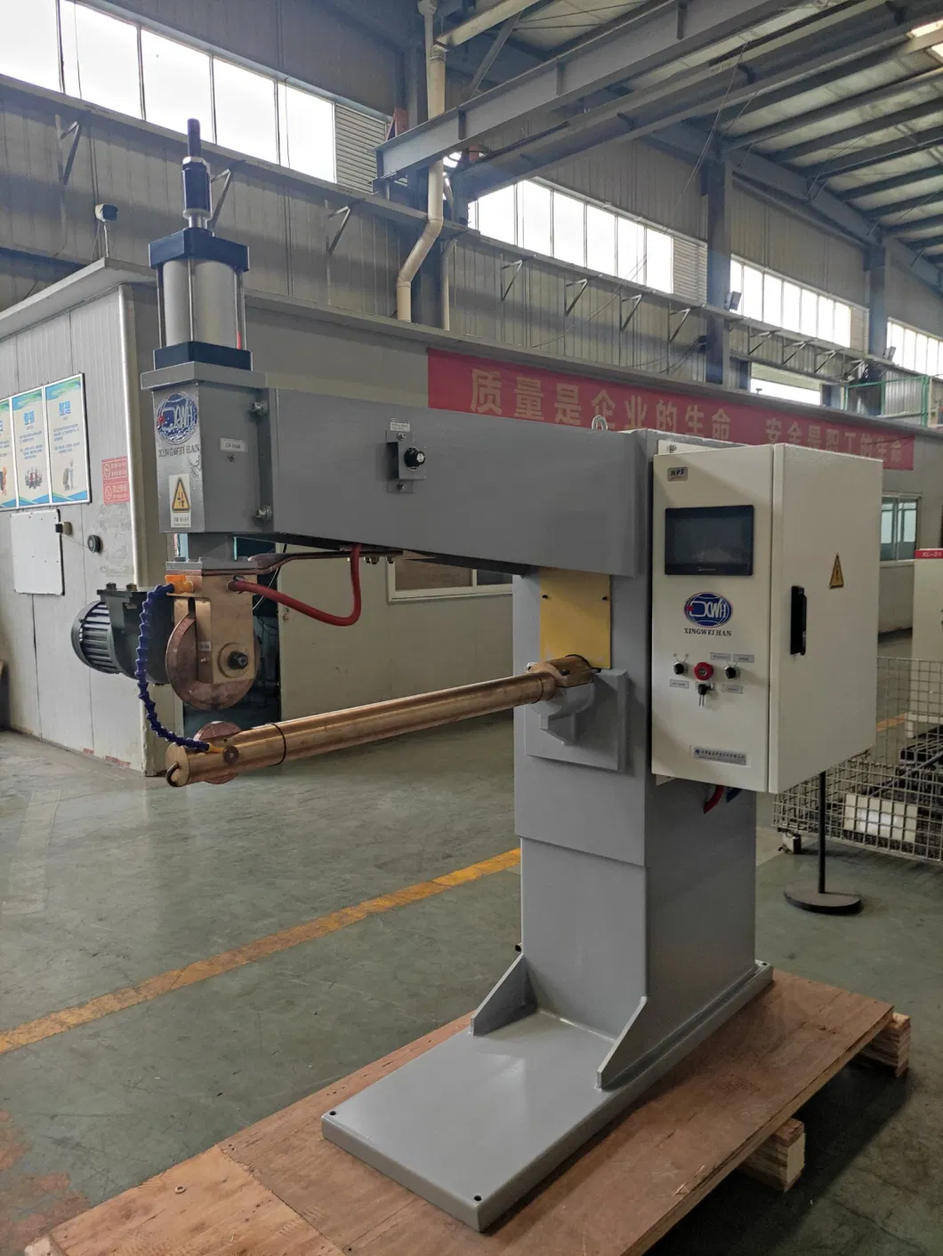 China 100kVA Automatic Rolling and Tunnel Longitudinal Welder Seam Welding Machine