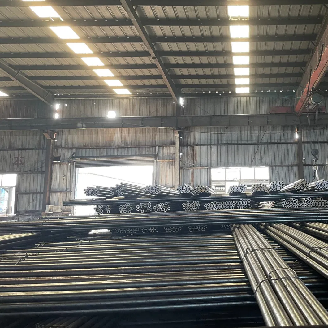 ASTM A106/A53/A333 4130 Sch40 BS3602 Hot Rolled/Carbon/Alloy Seamless Steel Tube/Pipe for Oil Gas Pipeline Construction