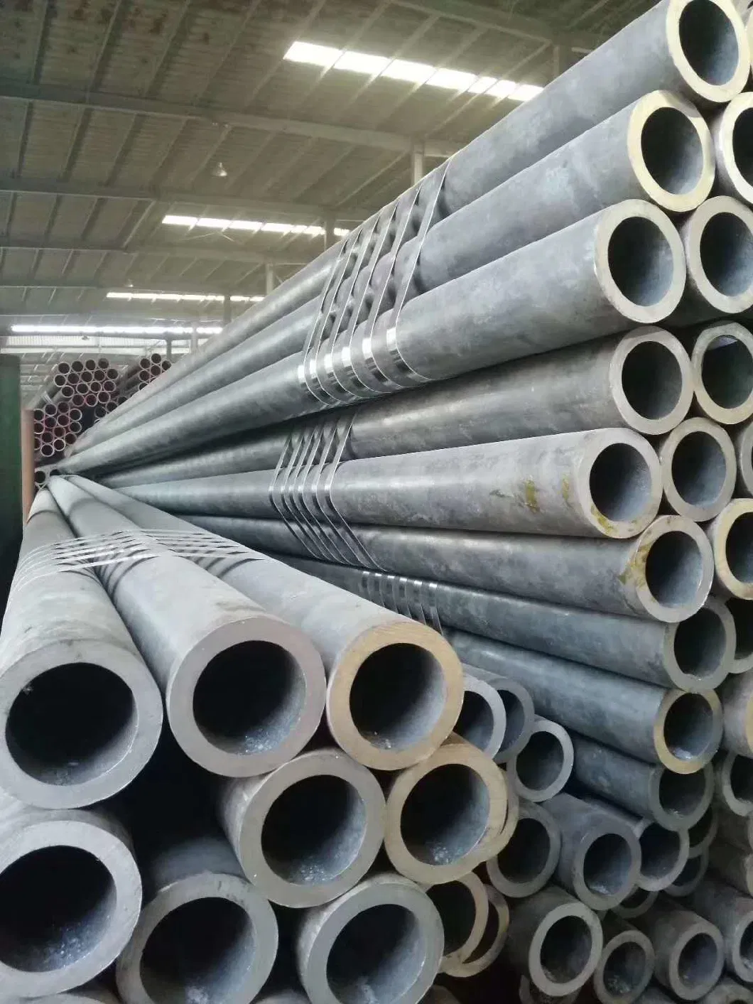 En10210/En10219 Seamless S355j2 Tubes S355j0 Seamless Steel Pipe Cutting