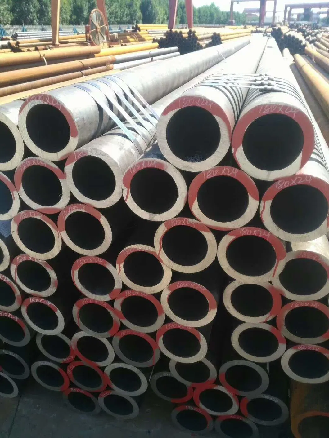 En10210/En10219 Seamless S355j2 Tubes S355j0 Seamless Steel Pipe Cutting