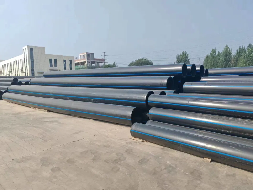 Durable Polyethylene Pipe for Farm Irrigation, Black with Blue Strip, Pn6-Pn20, Hollow