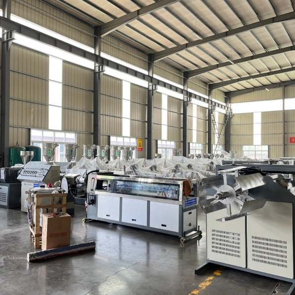 Plastic Pipe Making Machine Extrusion Single Screw Extruder HDPE Pipe Production Line