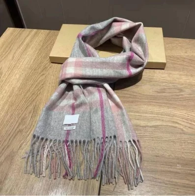 Großhandel Seide Quadrat Schal Frauen Satin Schal Wrap Hijab Weiblich Haarband Handgelenk Luxus Kopf Kerchief 70 * 70cm Echarpe Bandana