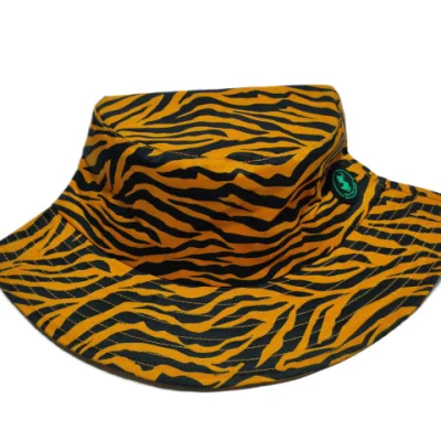 BSCI Großhandel Custom hohe Qualität weißes Leder Gesicht Reversible Fischer Gorras Metallnieten Logo Sonnenkappe Unisex Eimer Kappe