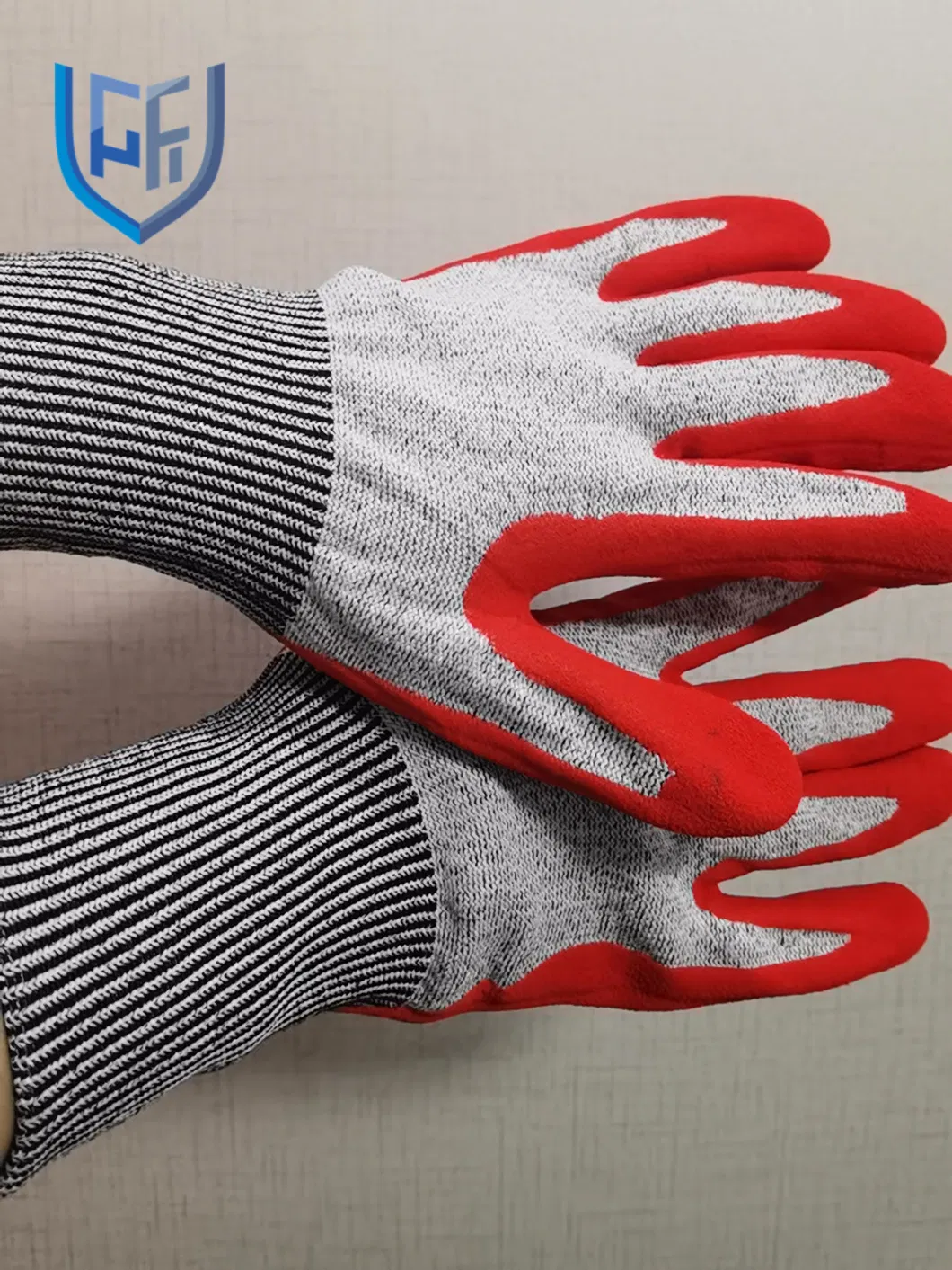 High Quality 13 Gauge Hppe Cut Resistant Palm Coating Nitrile Sandy Safety Work Hand Gloves