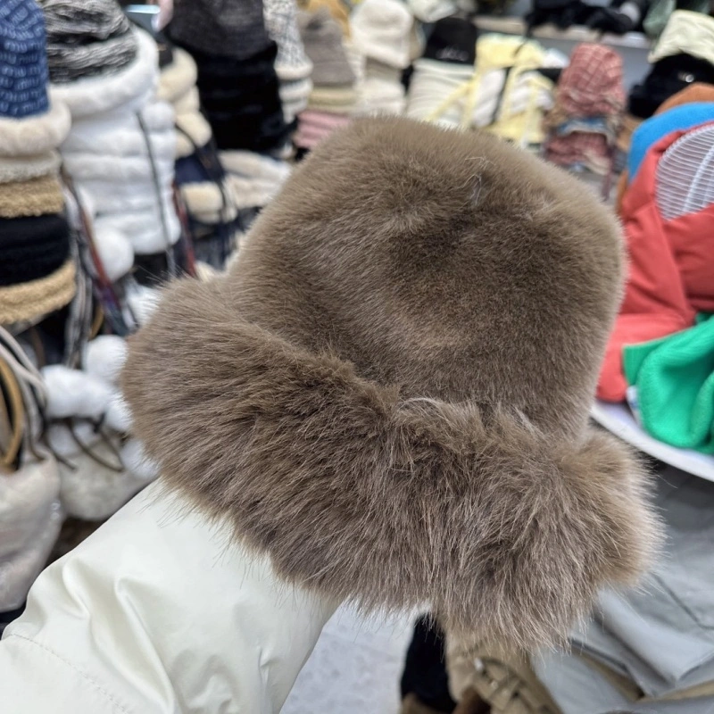 Fur Edged Bucket Hat Cashmere Bucket Hat Wholesale Price Replicas 70 Wool, 30 Rabbit Fur Knit Hat Designer Warm 5A Cap Thickened and Warmer