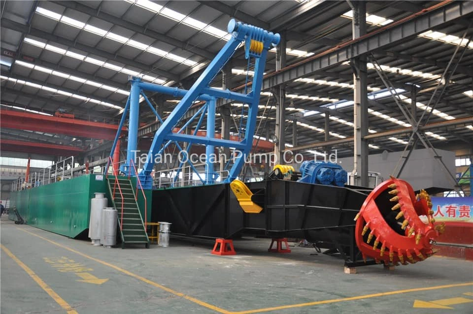 2500m Discharge Distance Mechanical Hydraulic Sand Pump Dredger Cutter Suction Dredger with High Pressure Water Pipe