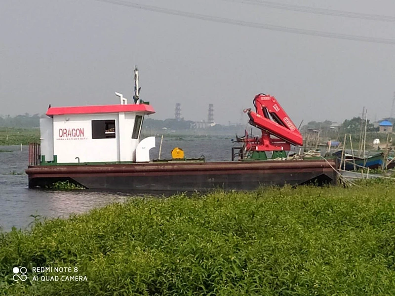 Hydraulic Dredger Sand Carrier Work Tug Boat for Sale Dredger