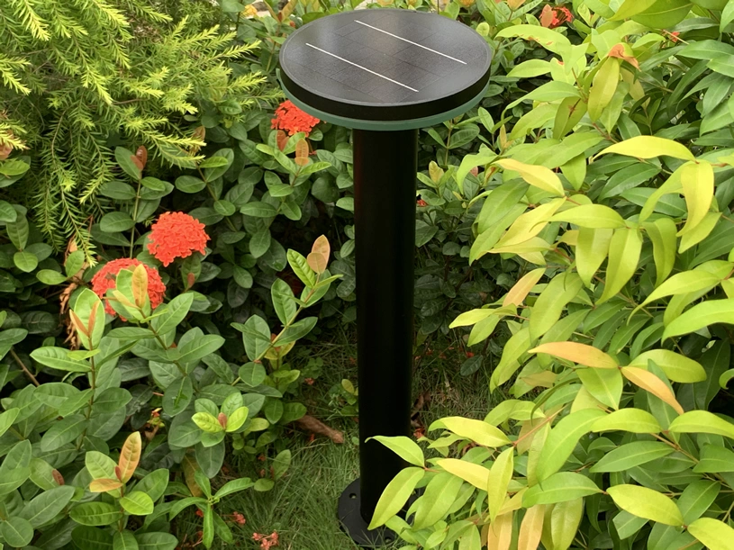 High Power Solar Charge Controller CE Outdoor Bollard Solar LED Garden Light with 5W Solar Panel &amp; LED Light