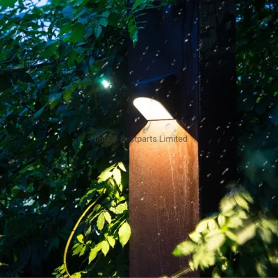 Outdoor Night Security Path Paesaggio decorazione solare LED Yard Fence Luce impermeabile solare LED Giardino prato gradino luce