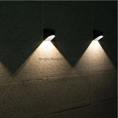 Outdoor Night Security Path Paesaggio decorazione solare LED Yard Fence Luce impermeabile solare LED Giardino prato gradino luce