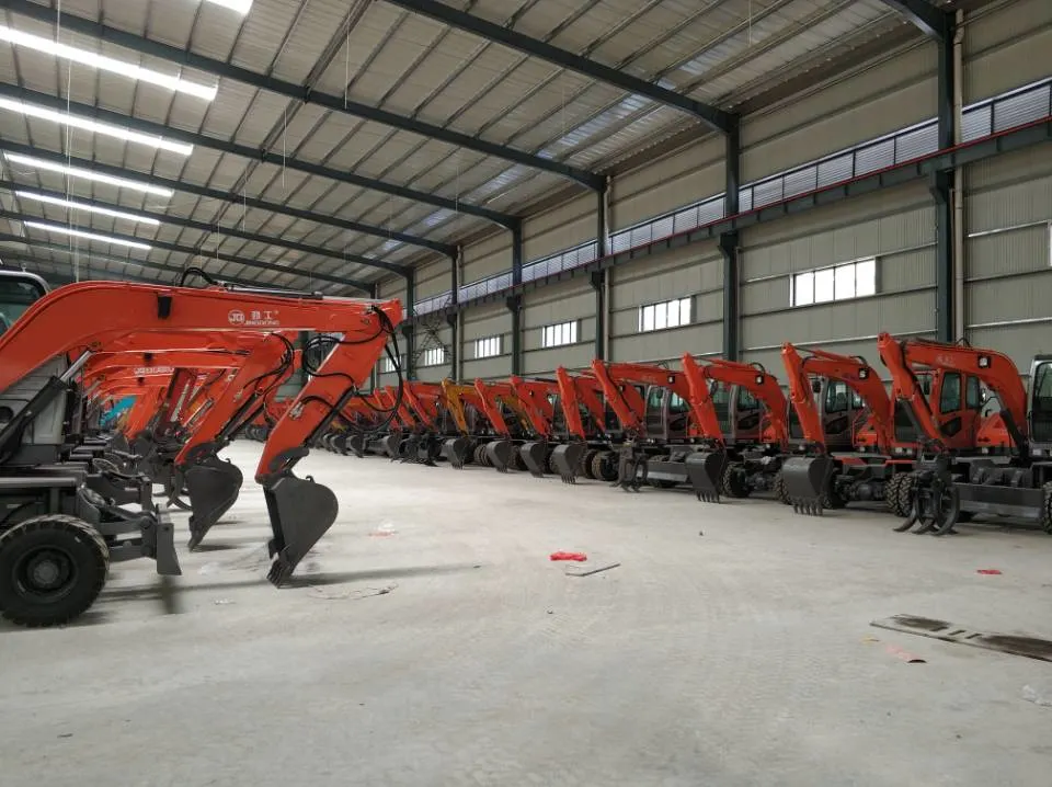 Chinese Excavators 6ton, 8ton, 13ton Digger Earth Moving Machinery Hydraulic Wheel Excavator