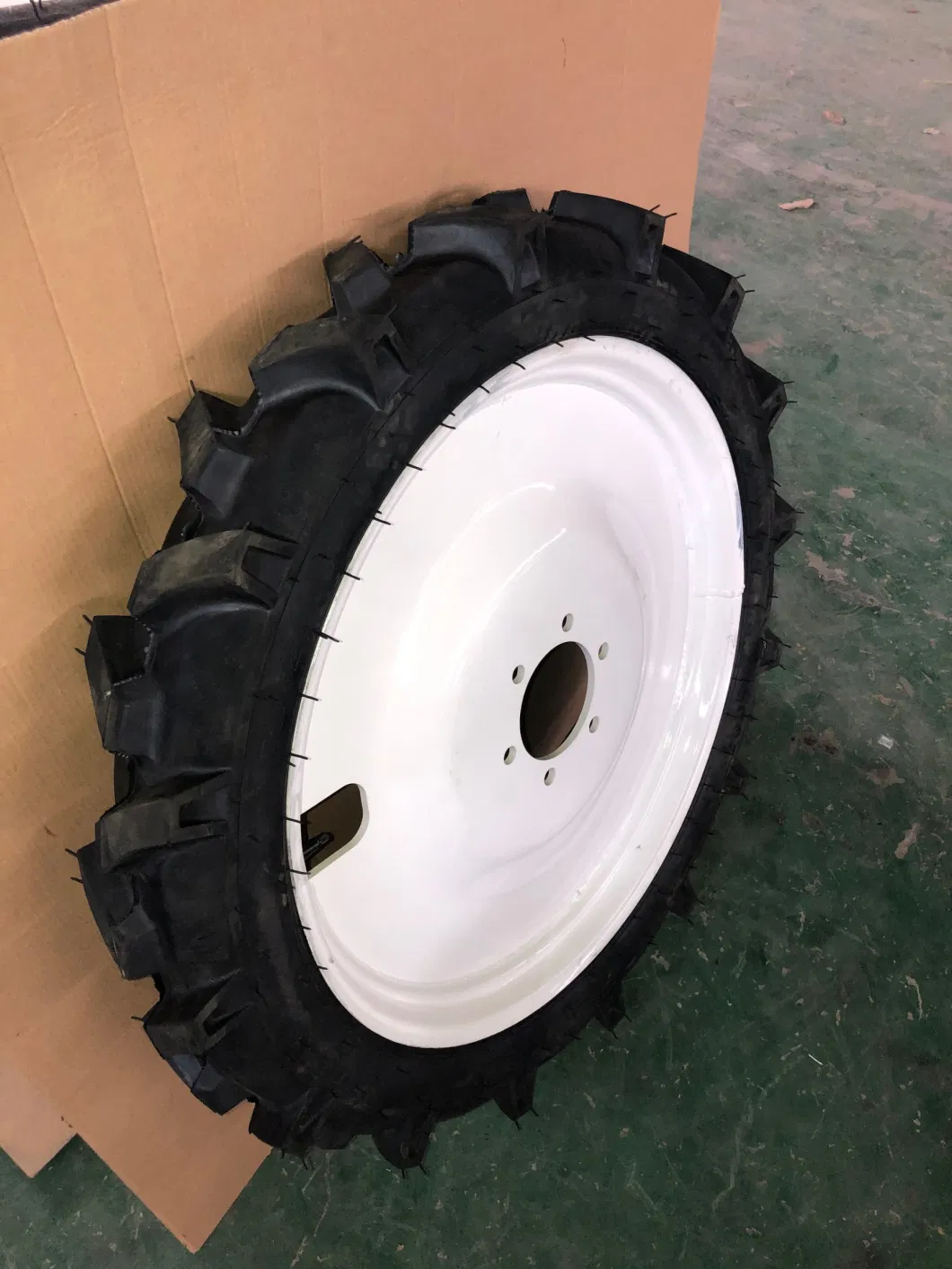 Big Herringbone Pneumatic Rubber Tyre Air Industrial/Agricultural Tyre/Tire 6.00-29 Wheel