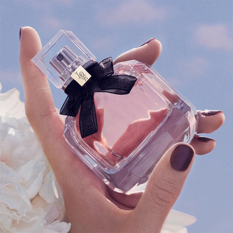 Manufacture Unique Shaped Square Fancy Empty Luxury Perfume Bottle Clear New Design Spray Bottle for Women Girl with Packaging Box 30ml 50ml 100ml