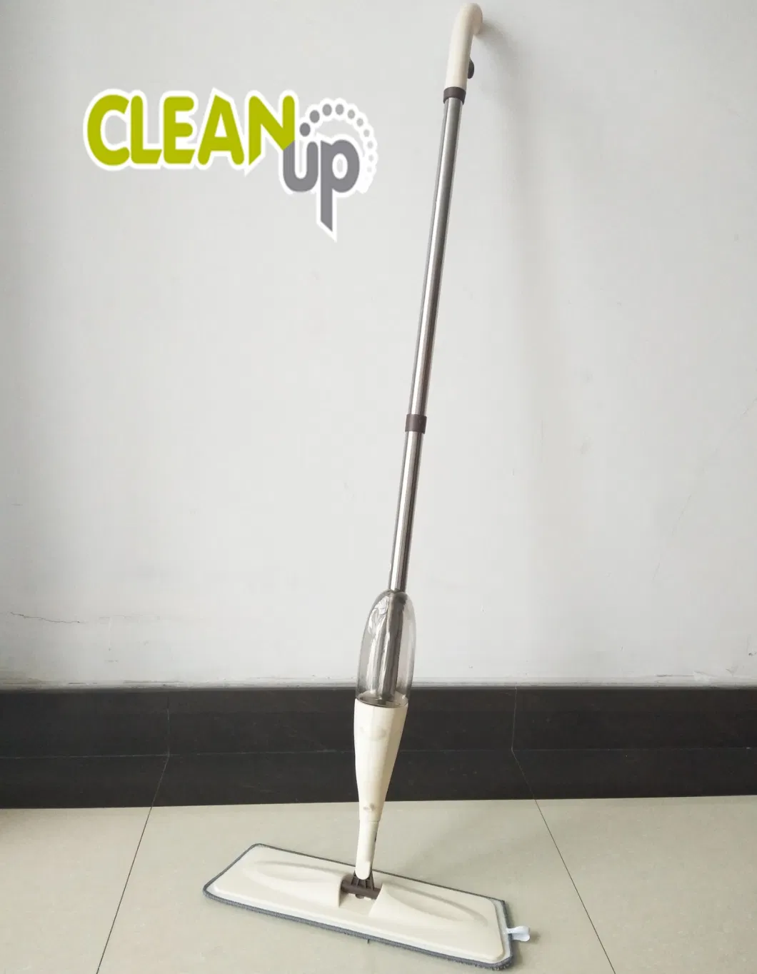 Flat Mop Floor Cleaning Spray Mop with Microfiber Cloth &amp; Steel Handle