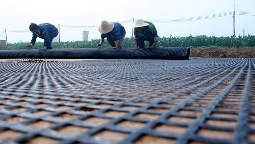 Fiberglass/Plastic Steel/PP Geosynthetics Biaxial Plastic Grid for Driveway Project