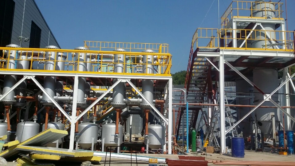 Municipal Waste/Urban Waste/Waste Garbage/City Trash Pyrolysis Plant/Waste Treatment Equipment/Recycling Machine/Processing Plant to Oil with EU Standard